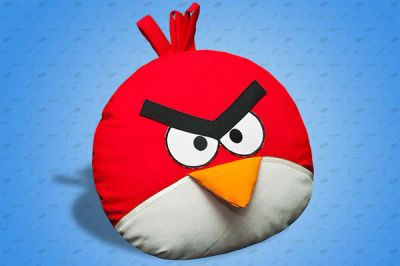 Лот: 3337364. Фото: 1. Подушка "Angry Birds" красная... Одеяла, подушки