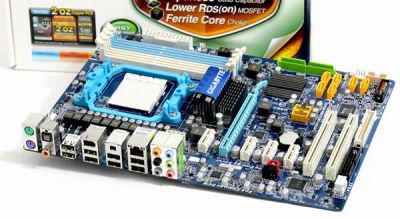 Лот: 10276436. Фото: 1. Плата АМ3: Gigabyte MA770T-UD3... Материнские платы