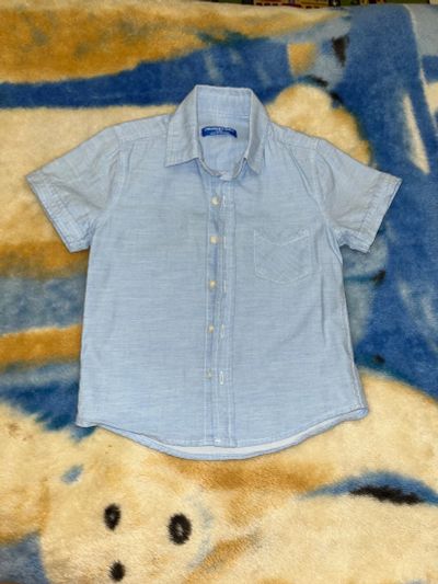Лот: 20319833. Фото: 1. Рубашечка на мальчика голубая. Рубашки, блузки, водолазки