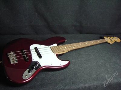 Лот: 1667554. Фото: 1. Fender Standard Jazz Bass (Made... Гитары