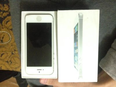 Лот: 6402356. Фото: 1. iPhone 5 32gb. Смартфоны
