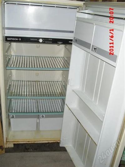 Лот: 993920. Фото: 1. Холодильник Бирюса-5. Холодильники, морозильные камеры