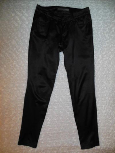 Лот: 10893788. Фото: 1. Брюки ZARA basic, 42 размер. Брюки, шорты