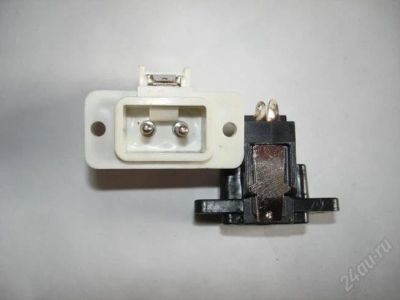 Лот: 2775846. Фото: 1. гнездо сетевое шн 2с. Разъёмы