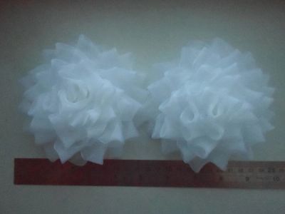 Лот: 9745987. Фото: 1. Банты (на заколках) белые (1 сентября... Цветы из ткани