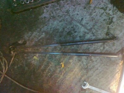 Лот: 2502315. Фото: 1. toyota vitz scp1# амортизаторы... Другое (автозапчасти)