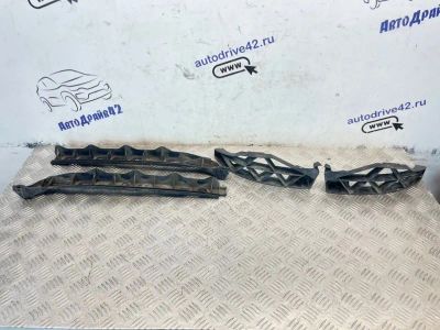 Лот: 25404415. Фото: 1. крепление бампера Skoda Octavia... Кузов