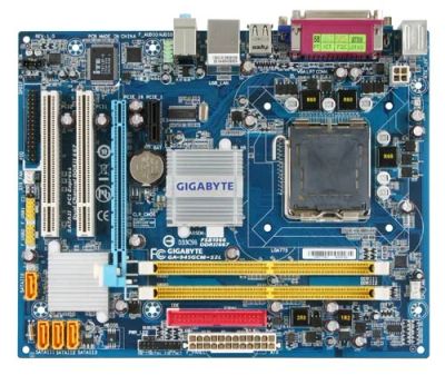Лот: 6527569. Фото: 1. Материнская плата Gigabyte GA-945GCM-S2L... Материнские платы