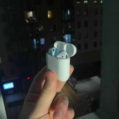 Лот: 20507034. Фото: 1. Apple Airpods 1. Наушники, гарнитуры