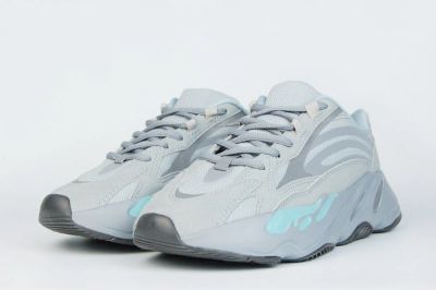 Лот: 16870748. Фото: 1. Кроссовки Adidas Yeezy Boost 700... Кеды, кроссовки, слипоны