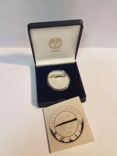 Лот: 9548359. Фото: 1. Нидерланды 1993 жетон медаль Роттердам... Сувенирные