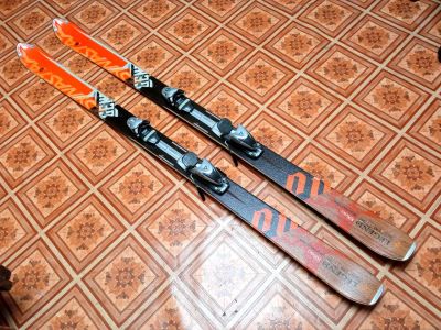 Лот: 19968644. Фото: 1. Горные лыжи Legend 8800. Лыжи