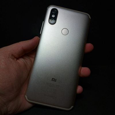 Лот: 16532515. Фото: 1. Телефон Xiaomi MI A2 4/64 Global. Смартфоны