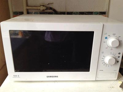 Лот: 2889733. Фото: 1. Микроволновка Samsung T.D.S. Микроволновки, мини-печи