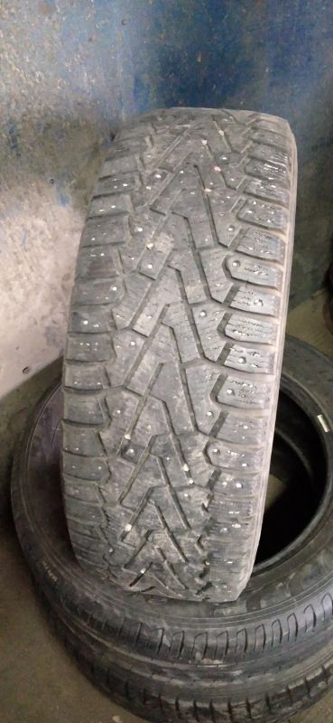 Лот: 21371135. Фото: 1. 1 шт 225-60-17 Pirelli Ice Zero. Шины