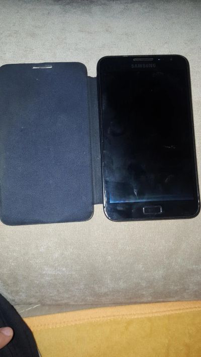Лот: 8487660. Фото: 1. Продам Samsung Note N7000 не включается. Смартфоны