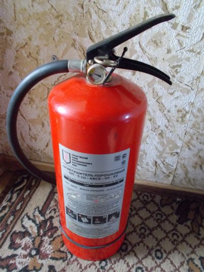 Лот: 12774608. Фото: 1. Огнетушитель порошковый ОП-5... Огнетушители