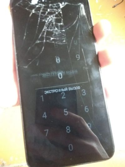 Лот: 25798181. Фото: 1. Tecno spark. Смартфоны