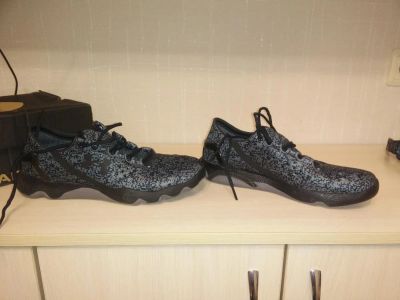 Лот: 9650725. Фото: 1. Кроссовки under armour. Кеды, кроссовки, слипоны