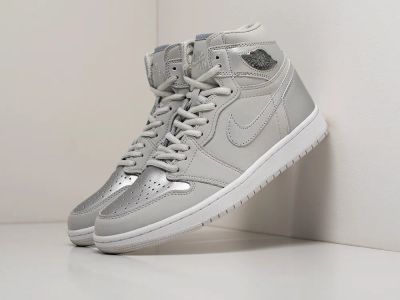 Лот: 18676440. Фото: 1. Кроссовки Nike Air Jordan 1 Mid. Кеды, кроссовки, слипоны