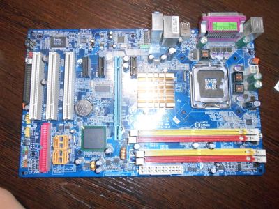 Лот: 9509927. Фото: 1. Материнская плата gigabyte ga-945pl-s3... Материнские платы