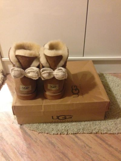 Лот: 6512884. Фото: 1. Продам угги ugg. Сапоги
