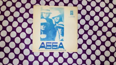 Лот: 19621990. Фото: 1. " Абба " гибкая пластинка , внимательно... Аудиозаписи