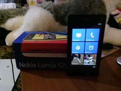 Лот: 3346127. Фото: 1. Nokia Lumia 520 Black почти новая... Смартфоны