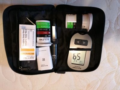 Лот: 18079865. Фото: 1. Глюкометр Accu-Chek. Оборудование