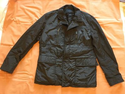 Лот: 5704747. Фото: 1. Куртка Hugo Boss р.52. Верхняя одежда