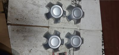Лот: 19136069. Фото: 1. Колпачки Toyota Rav 4 71*128*37мм. Колпаки