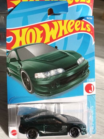 Лот: 18999685. Фото: 1. Hot wheels 4. Машины и техника