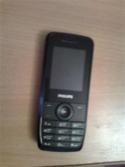 Лот: 1384053. Фото: 1. Philips Xenium X100 2 активных... Кнопочные мобильные телефоны