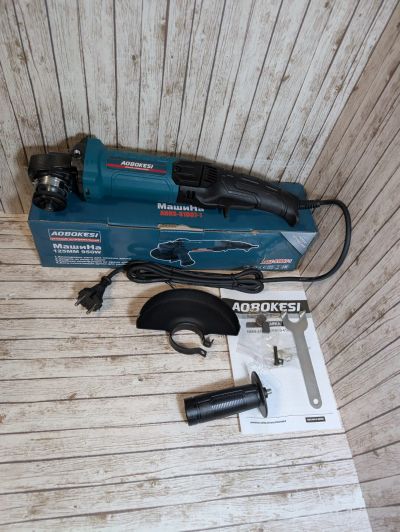 Лот: 25793416. Фото: 1. Ушм болгарка 125 мм с регулировкой... Электроинструмент