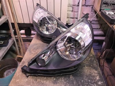 Лот: 15085554. Фото: 1. Фары Honda fit 1 поколение под... Оптика и освещение