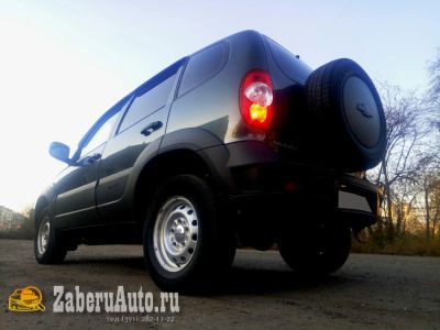 Лот: 10454308. Фото: 1. Chevrolet NIVA, 2013, V-1700... Автомобили