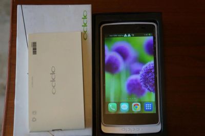 Лот: 3413039. Фото: 1. Cмартфон OPPO Clover R815. Смартфоны