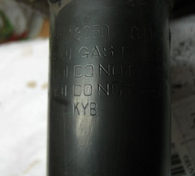 Лот: 9607789. Фото: 1. Стойки задние Toyota corolla AE-111... Ходовая, подвеска, рулевое управление