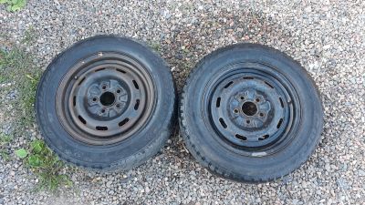Лот: 14544352. Фото: 1. Пара штампов nissan R15 5x114... Шины на дисках