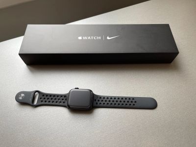 Лот: 17839666. Фото: 1. Смарт-часы Apple Watch Nike S6... Смарт-часы, фитнес-браслеты, аксессуары