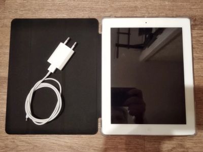 Лот: 17474978. Фото: 1. Apple iPad 4 16gb WiFi. Планшеты