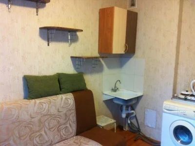 Лот: 7431690. Фото: 1. Сдам 1 комнатная квартира гостинка... Квартиры, студии