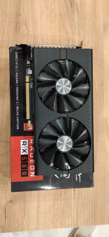 Лот: 19544834. Фото: 1. Sapphire RX 580 8gb pulse. Видеокарты
