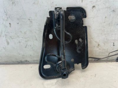 Лот: 23360721. Фото: 1. ответная часть замка капота Volkswagen... Двигатель и элементы двигателя