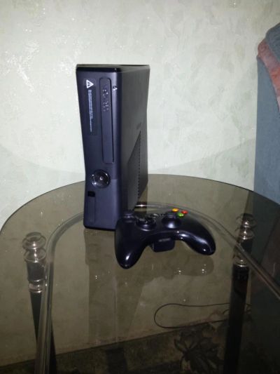 Лот: 4892356. Фото: 1. Xbox 360 black Slim 250гб и 12... Консоли