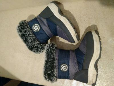 Лот: 12367731. Фото: 1. Сапожки дутики. Сапоги