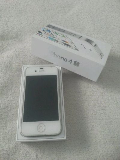 Лот: 10978678. Фото: 1. IPhone 4 S. Смартфоны