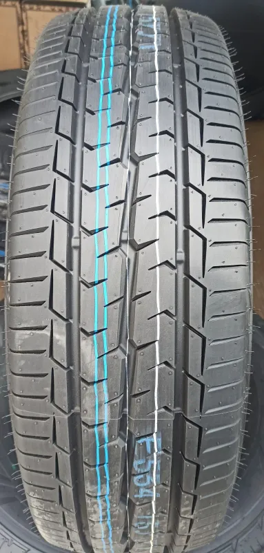 Лот: 20008012. Фото: 1. Toyo NanoEnergy Van 195/65 R16... Шины