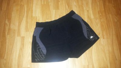 Лот: 12680120. Фото: 1. Шорты adidas. Брюки, джинсы, шорты