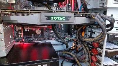 Лот: 20221046. Фото: 1. Видеокарта Zotac GeForce GTX 1070... Видеокарты